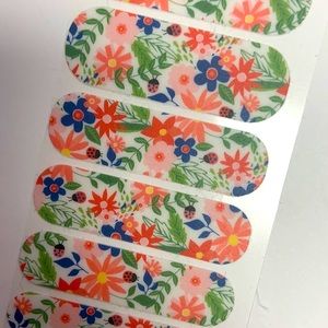 Jamberry April 2016 Stylebox exclusive half sheet